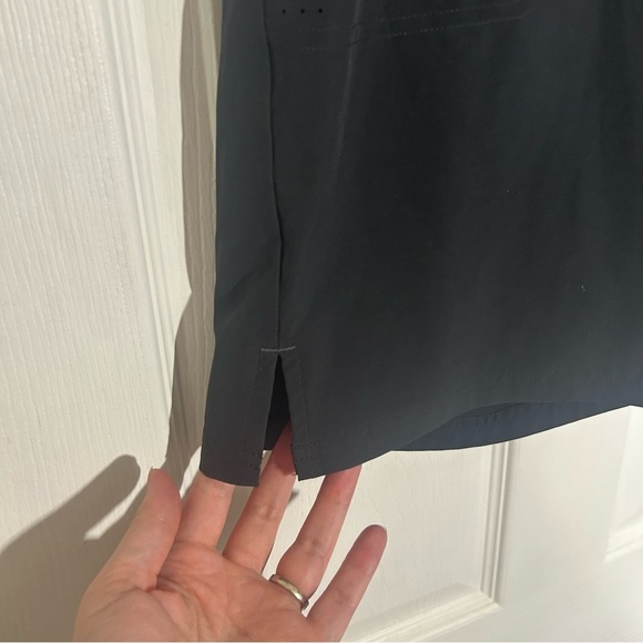 LL Bean Women’s Size 8 Stretch Shorts Black UPF 50+ Outdoor Athletic - Picture 2 of 12